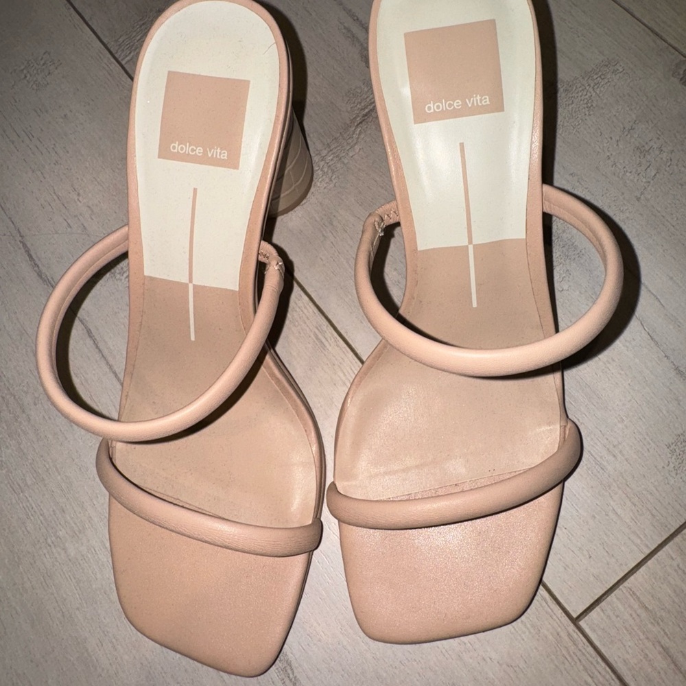 Dolce Vita Women's Blush Heels